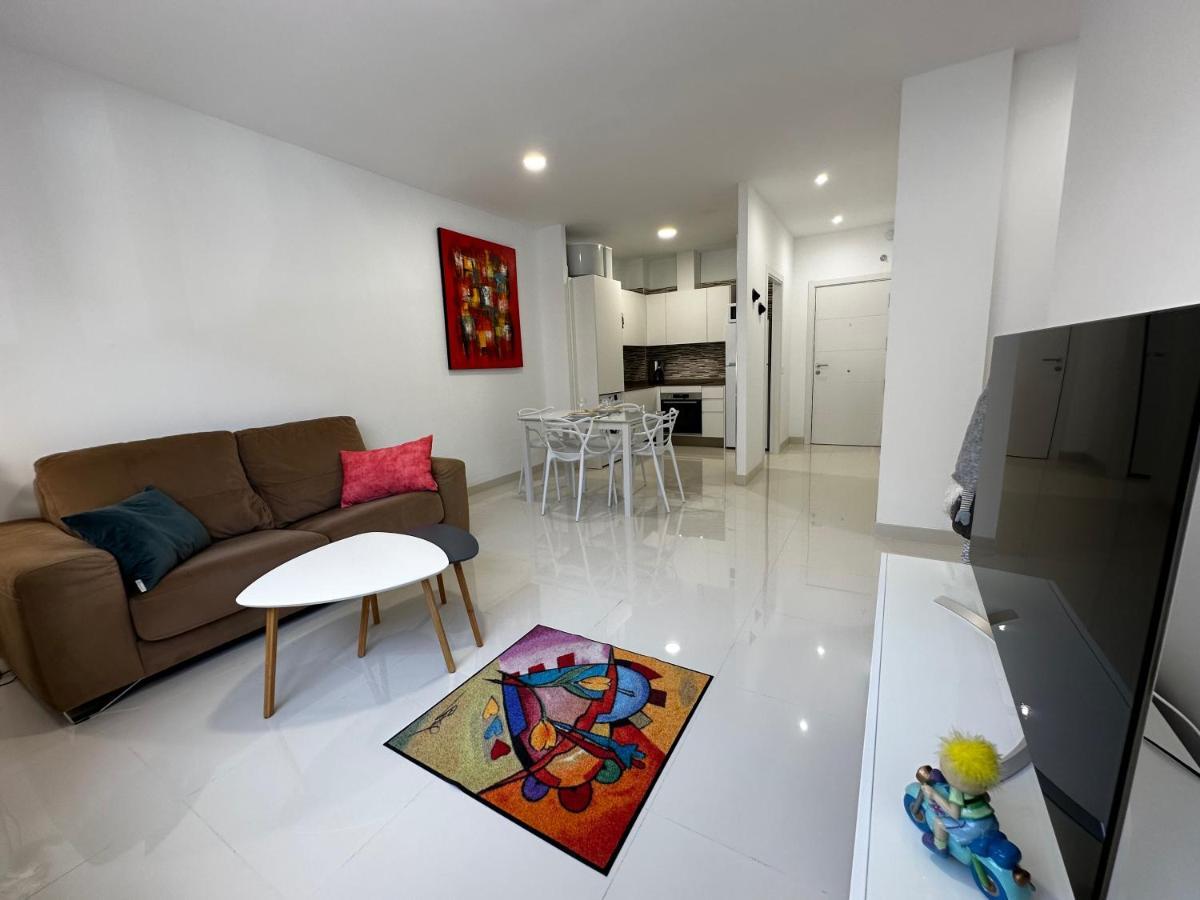 Magnificent And New Apartment In Playa San Juan Гиа-де-Исора Экстерьер фото